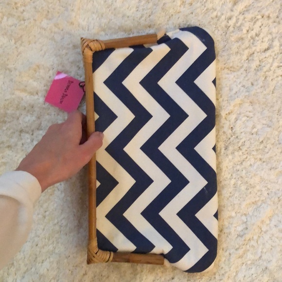 Bamboo / chevron clutch - Picture 3 of 3